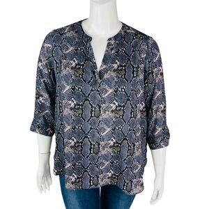 Zac & Rachel Womans Sz 1X Blouse 3/4 Sleeve V Neck Animal Print Grey